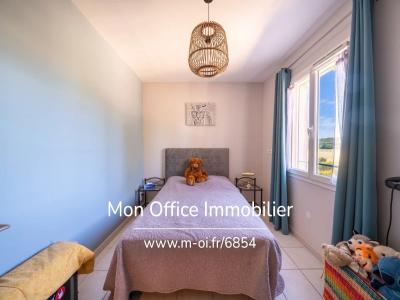 For sale Cabries 4 rooms 100 m2 Bouches du Rhone (13480) photo 3