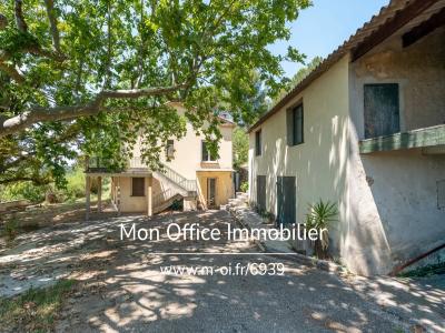 Acheter Maison 231 m2 Luynes