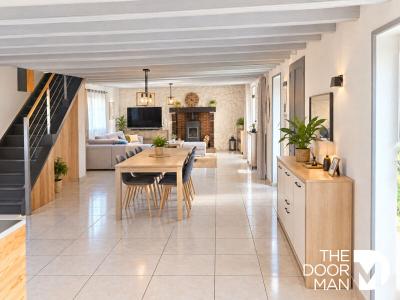 For sale Neuvy-bouin 5 rooms 193 m2 Deux sevres (79130) photo 2