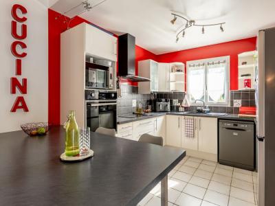 For sale 7 MIN DE PEZENAS 5 rooms 101 m2 Herault (34120) photo 3