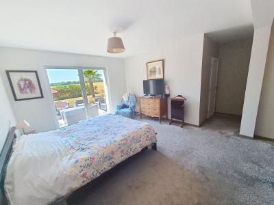 For sale CAEN NORD BUS DE VILLE 8 rooms 235 m2 Calvados (14112) photo 4