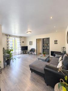 For sale Chapelle-saint-aubin 5 rooms 90 m2 Sarthe (72650) photo 3