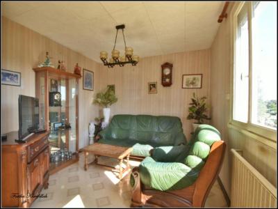 For sale Mourenx 6 rooms 83 m2 Pyrenees atlantiques (64150) photo 3