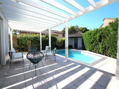 For sale Macon 7 rooms 223 m2 Saone et loire (71000) photo 2