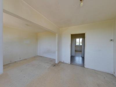 For sale Decines-charpieu 3 rooms 63 m2 Rhone (69150) photo 2