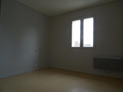 Louer Appartement Villeneuve-l'archeveque 622 euros