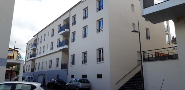 For rent Oyonnax 4 rooms 85 m2 Ain (01100) photo 0