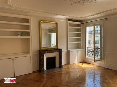 Louer Appartement 78 m2 Paris-17eme-arrondissement