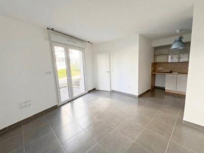 For rent Nantes 2 rooms 38 m2 Loire atlantique (44200) photo 2