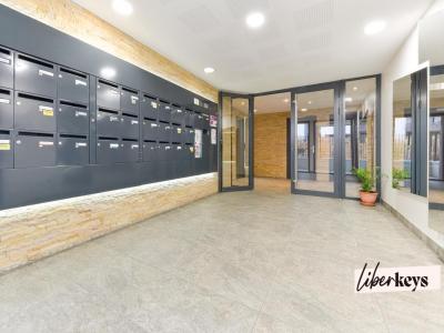 For sale Nantes 2 rooms 44 m2 Loire atlantique (44000) photo 0