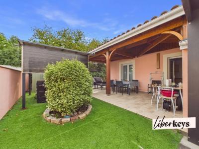 For sale Cenon 4 rooms 100 m2 Gironde (33150) photo 0