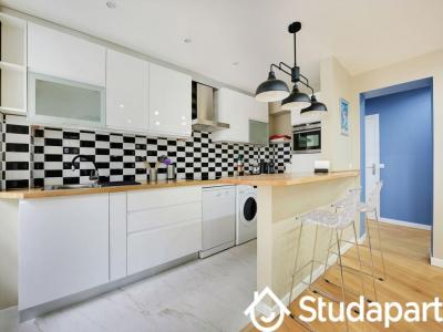 Louer Appartement 65 m2 Paris-20eme-arrondissement