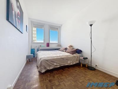 Louer Appartement Marseille-7eme-arrondissement 1700 euros