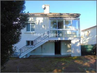 For sale Cognac 4 rooms 81 m2 Charente (16100) photo 0