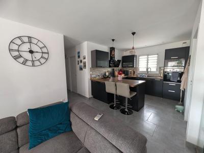 For sale Sigogne 3 rooms 83 m2 Charente (16200) photo 3