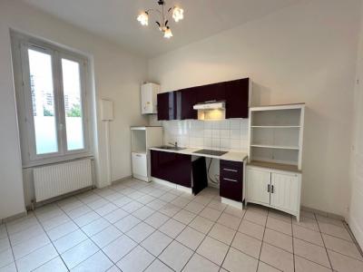 Louer Appartement 43 m2 Villeurbanne