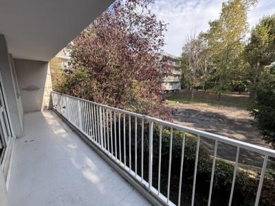 For sale Noisy-le-grand 2 rooms 43 m2 Seine saint denis (93160) photo 1