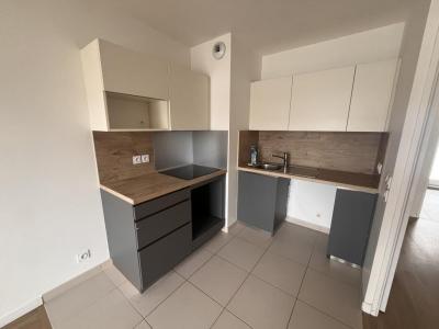Louer Appartement 87 m2 Asnieres-sur-seine