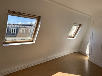 Louer Appartement 27 m2 Paris-8eme-arrondissement
