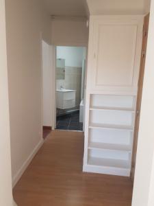 Louer Appartement Paris-8eme-arrondissement 1199 euros