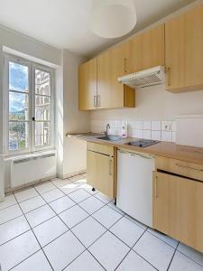 For rent Clermont-ferrand 2 rooms 33 m2 Puy de dome (63000) photo 2