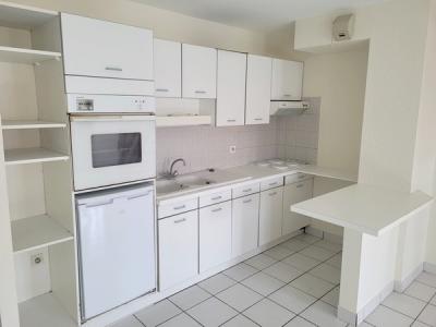 For rent Clermont-ferrand 2 rooms 45 m2 Puy de dome (63000) photo 3