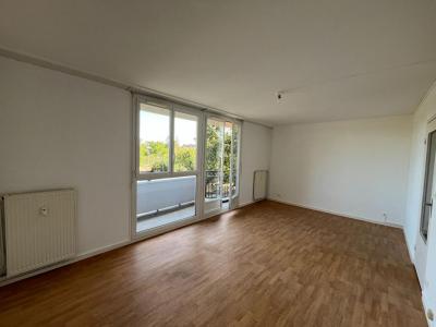 Acheter Appartement 72 m2 Trelaze