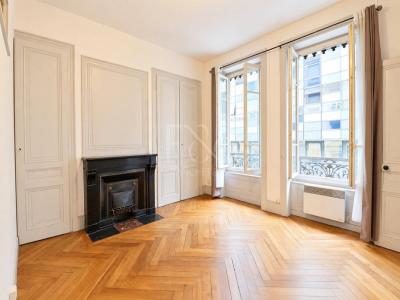 For sale Lyon-7eme-arrondissement 1 room 51 m2 Rhone (69007) photo 0