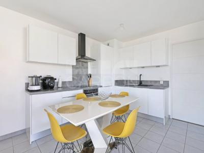 For sale Venissieux 3 rooms 61 m2 Rhone (69200) photo 4