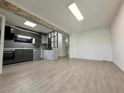 For rent Saint-laurent-du-var 4 rooms 76 m2 Alpes Maritimes (06700) photo 4