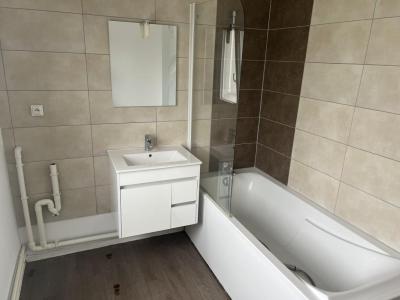 Louer Appartement 76 m2 Crehange