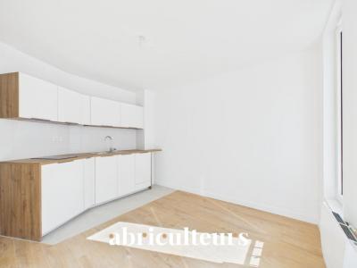 Acheter Appartement Paris-18eme-arrondissement 324000 euros