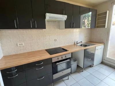 Louer Appartement 54 m2 Evry
