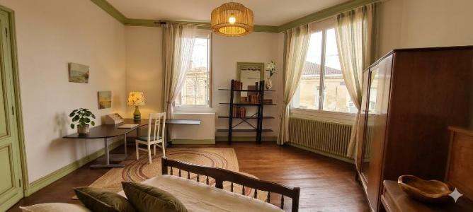 Louer Appartement 25 m2 Bordeaux