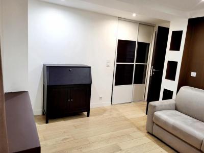 For rent Bezons 1 room 24 m2 Val d'Oise (95870) photo 0