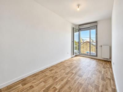 For rent 3 rooms 65 m2 Yvelines (78200) photo 4