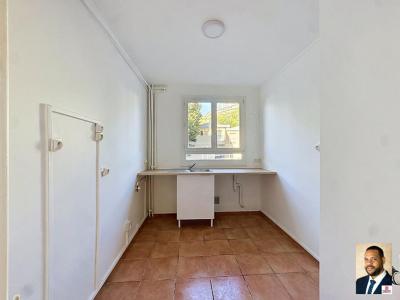 For sale Saint-germain-en-laye 4 rooms 64 m2 Yvelines (78100) photo 3