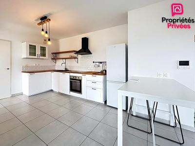 For sale Marseille-13eme-arrondissement 3 rooms 63 m2 Bouches du Rhone (13013) photo 2