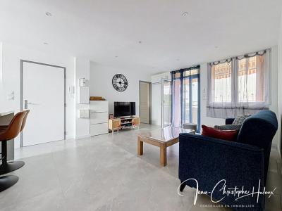 For sale Nimes 4 rooms 64 m2 Gard (30000) photo 1