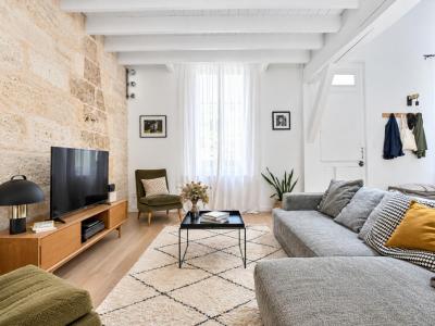 For sale Bordeaux 4 rooms 116 m2 Gironde (33800) photo 2
