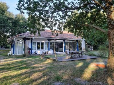 For sale Soustons 5 rooms 170 m2 Landes (40140) photo 1