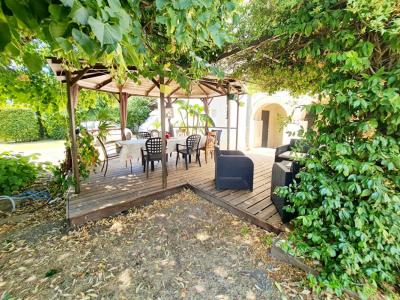For sale Saint-julien-les-rosiers 5 rooms 141 m2 Gard (30340) photo 3