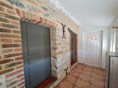For sale Saint-julien-les-rosiers 5 rooms 141 m2 Gard (30340) photo 4