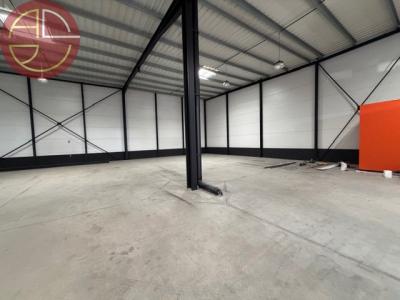 Louer Commerce 255 m2 Plaisance-du-touch