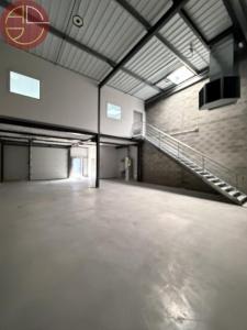 Louer Commerce Cugnaux 50352 euros