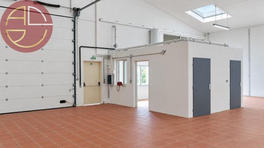 For rent Toulouse 1 room 150 m2 Haute garonne (31100) photo 0
