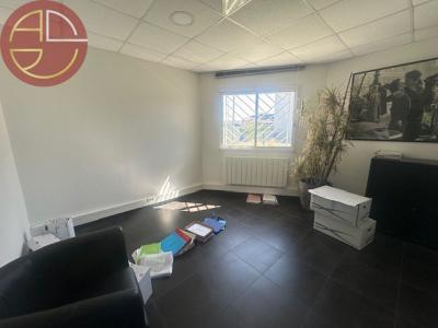 For rent Toulouse 275 m2 Haute garonne (31100) photo 2
