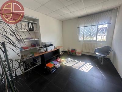For rent Toulouse 275 m2 Haute garonne (31100) photo 4