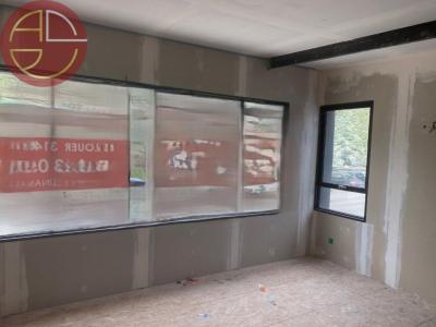 Louer Local commercial Muret 43200 euros