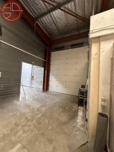 Louer Commerce 450 m2 Tournefeuille